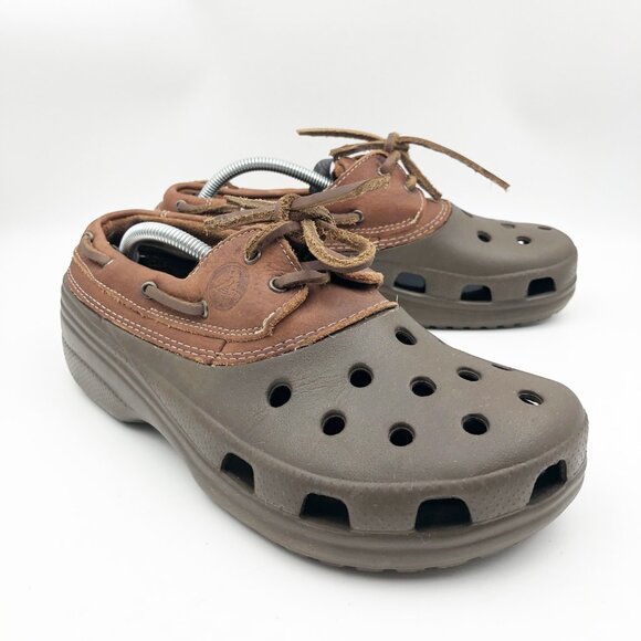 CROCS Islander Pit Crew Brown Leather Classic Clogs Boat Shoes Mens 6 Womens 8 - Picture 1 of 9